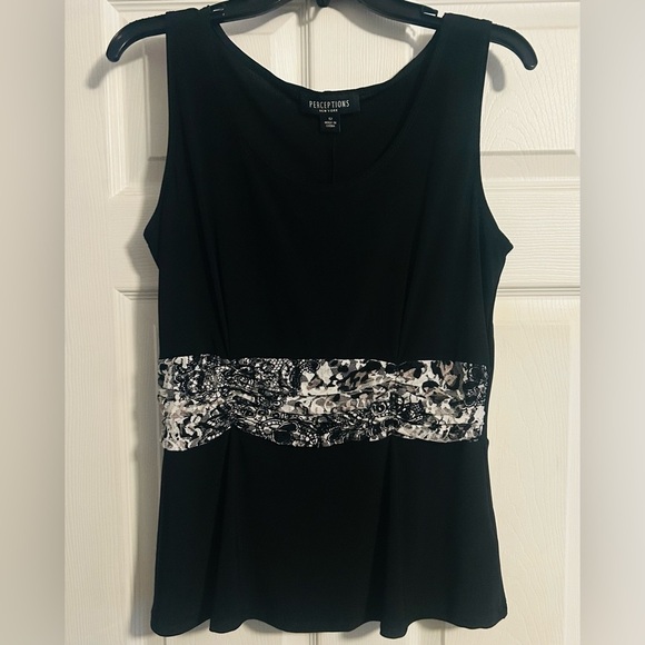 Perceptions 2-Piece Set Sleeveless Top w/Detail, Wide Leg Elastic Waist Pants 12 - Picture 3 of 11